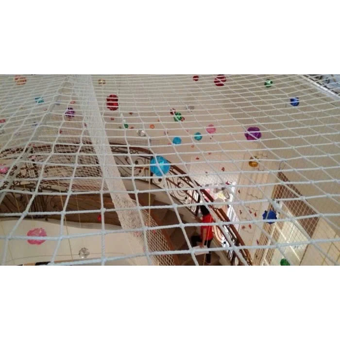 Lưới chắn cầu thang sợi dù
